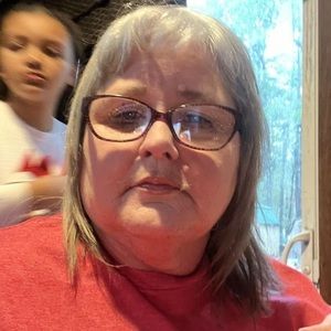 Meet your Posher, Joyce